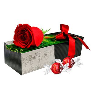 Imagem de Uma Rosa com Carinho e Chocolate Lindt