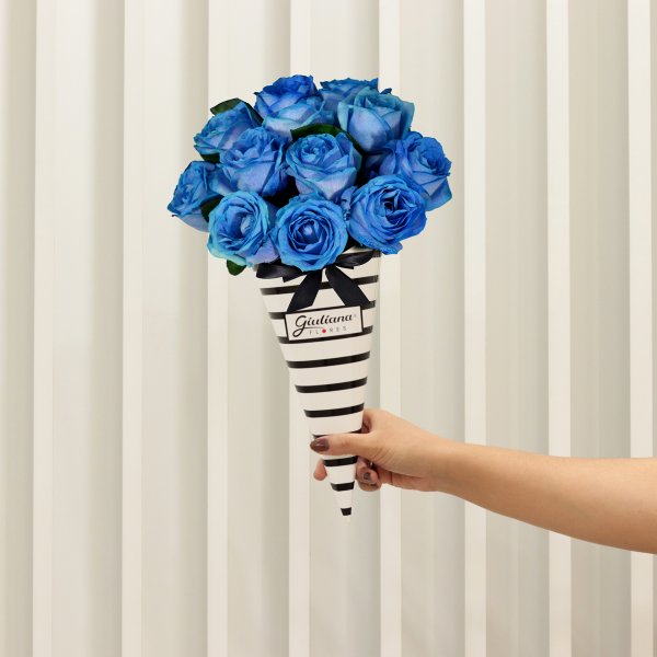 Buquê Magnífico de Rosas Azuis