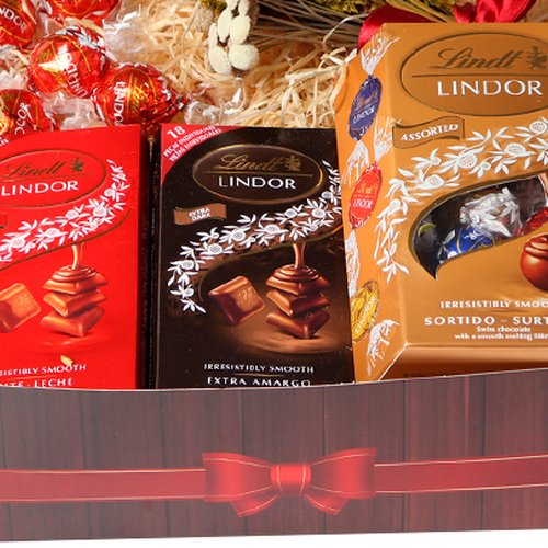 Box de Flores Secas com Mix de Chocolates Lindt