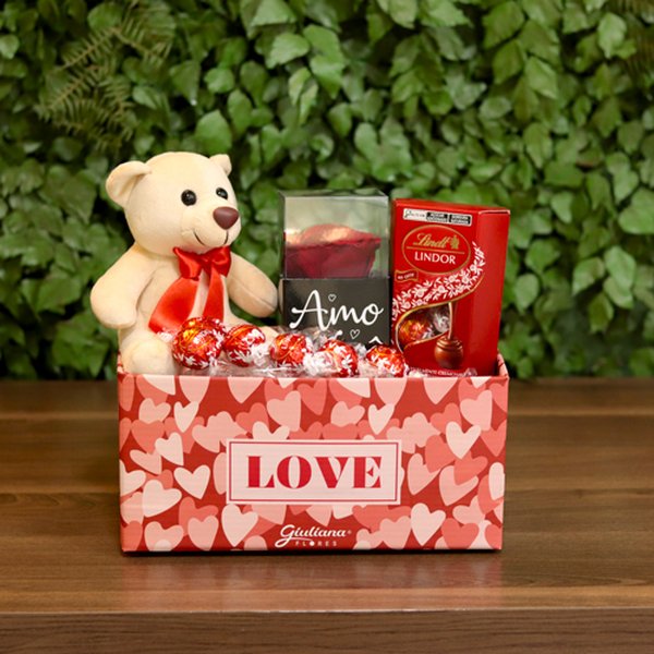 Rosa Encantada Vermelha e Urso no Box Love