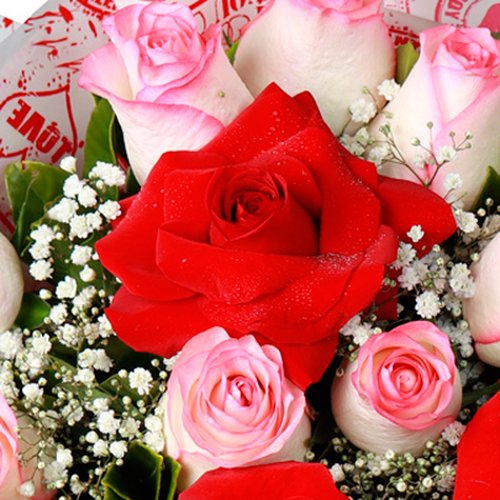 Buquê Love de Rosas Pink e Vermelhas