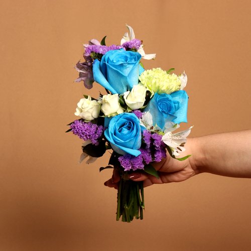 Mix de Flores e Rosas Azuis Personalize