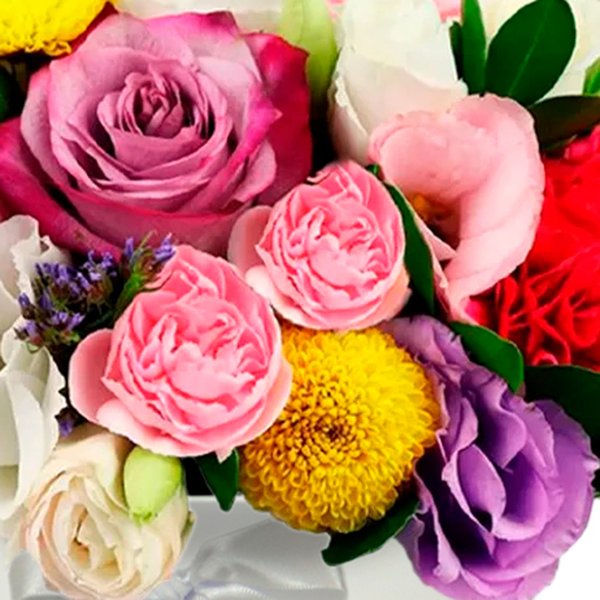 Delicado Mix de Flores no Box Aniversário
