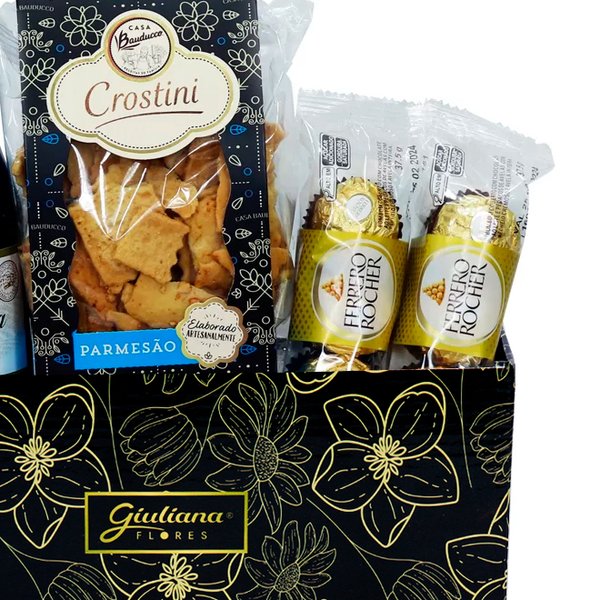 Cesta Dia Especial com Ferrero Rocher