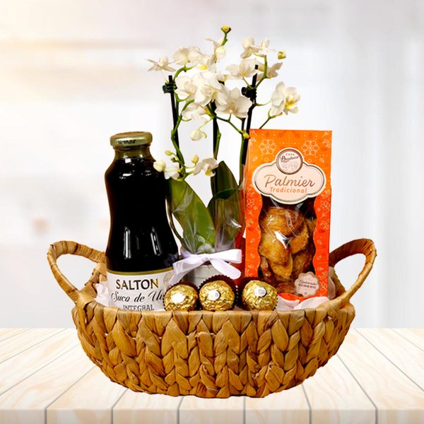 Cesta com Ferrero e Orquídea Mimo Nobre