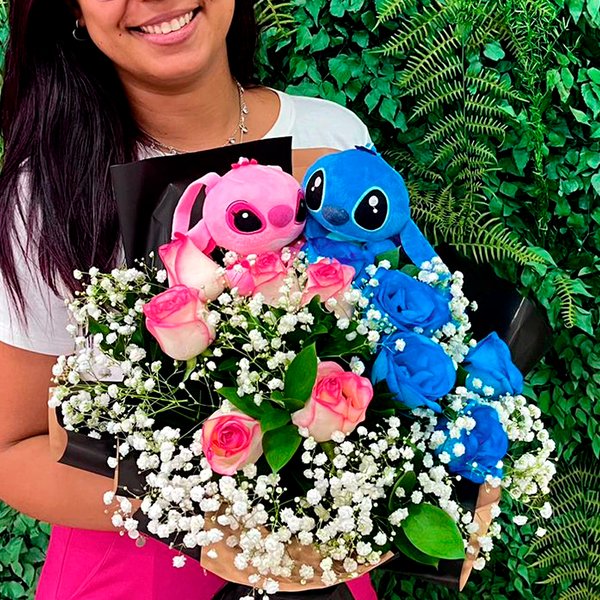 Buquê de Rosas com Stitch e Angel