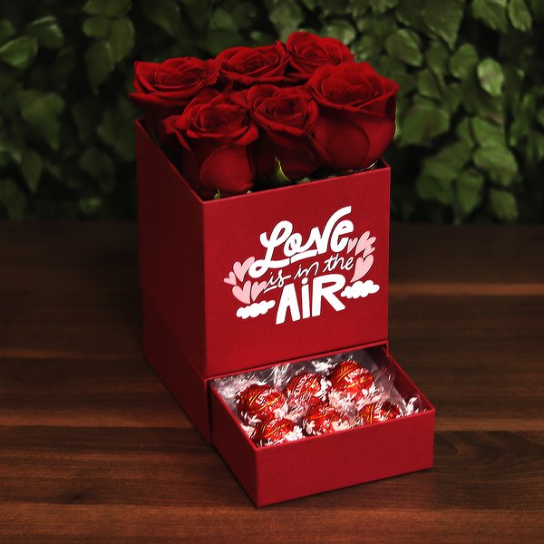 Box Love Is In The Air Rosas e Lindt