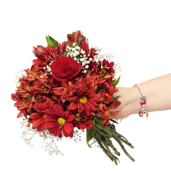 Buquê de Flores e Livro com Pulseira Amor