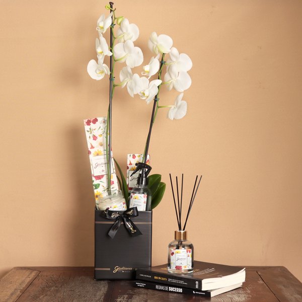 Orquídea Branca no Box Preto e Linha Aromática Giuliana Flores