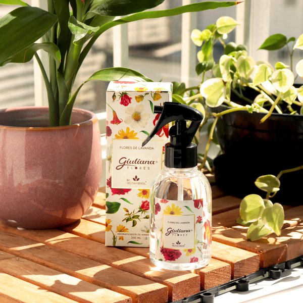 Orquídea Chuva de Ouro e Linha Aromática Giuliana Flores