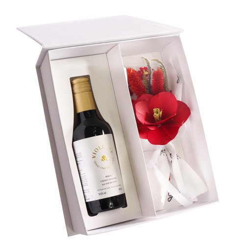 Vinho Tinto e Flores Secas Vermelhas no Box Explendor