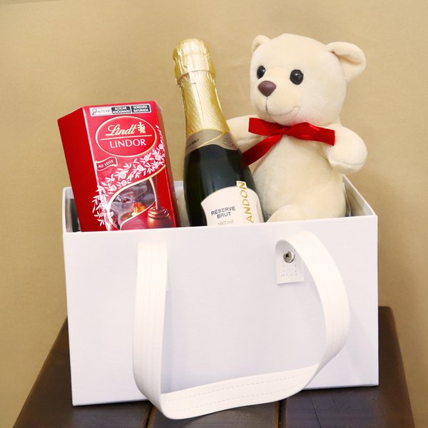 Box Sacola com Lindt e Chandon