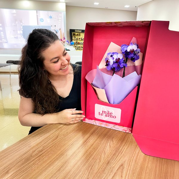Mini Rara Violeta no Box Mãe Te Amo