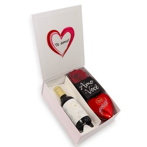 Imagem de Kit Te Amo com Rosa Encantada e Lindt e Vinho