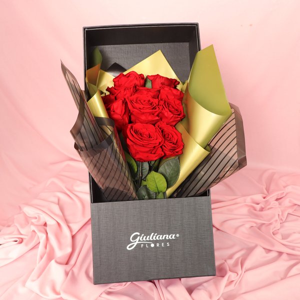 Caixa Surpresa com Rosas Encantadas Vermelhas Boutique