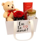 Box Rosa Encantada Amo Você e Bombons Lindt e Vela Encontro Floral Giuliana Flores