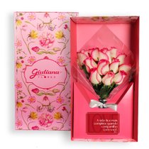 Buquê de 12 Rosas Cor de Rosa no Box Dia dos Namorados