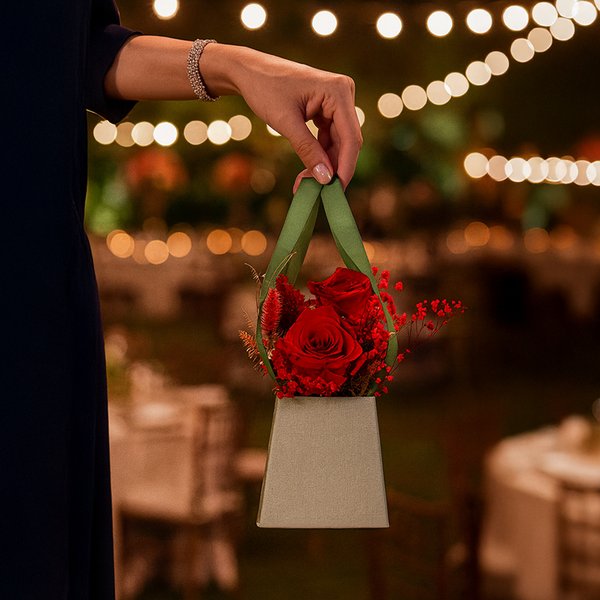 Mini Bag 2 Rosas Encantadas Vermelhas e Flores Secas