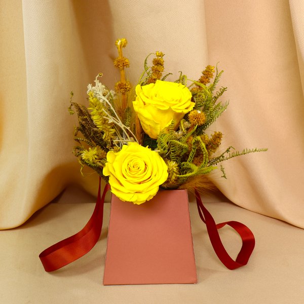 Mini Bag 2 Rosas Encantadas Amarelas e Flores Secas