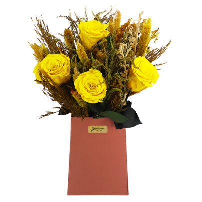 Formosura 4 Rosas Encantadas Amarelas e Flores Secas
