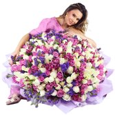 Mega Buquê de 500 Rosas Mesclada