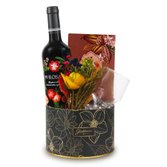 Box Luxo com Vinho Tinto 99 Rosas e Caixa de Bombons