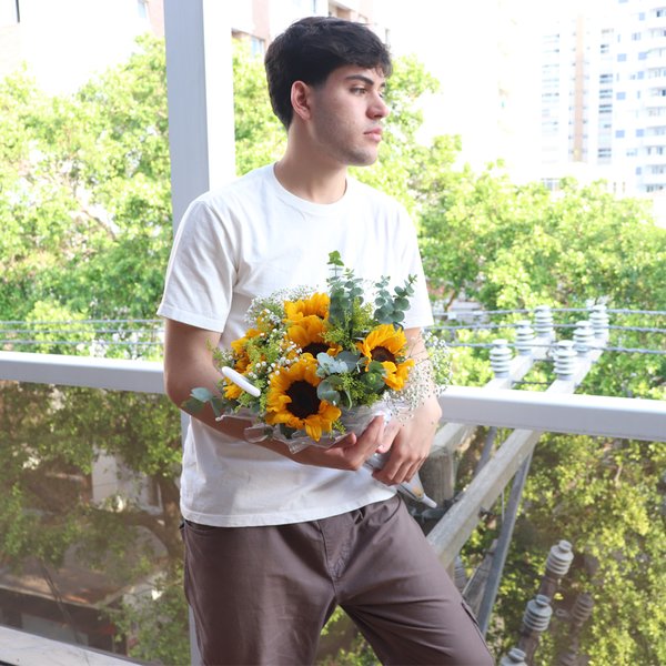 Buquê de Girassol - Chuva de Flores