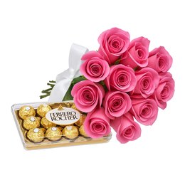 Imagem de Buquê de 12 Rosas Lilás e Ferrero