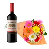 Buquê Partitura Flores do Campo e Vinho Reservado 750ml