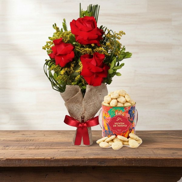 Arranjo 3 Lindas Rosas Vermelhas e Biscoito Nuvem de Ninho