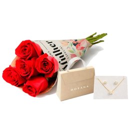 Imagem de Buquê de Rosas e Conjunto Morana - Mulher Especial