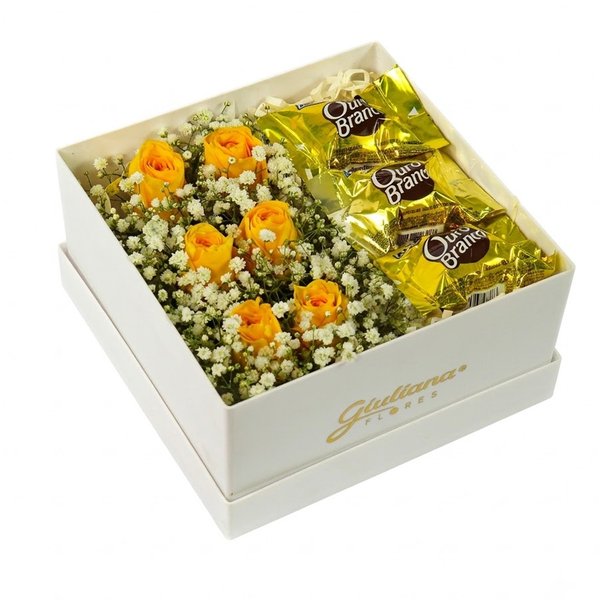 Caixa Encanto das Rosas Amarelas e Ouro Branco