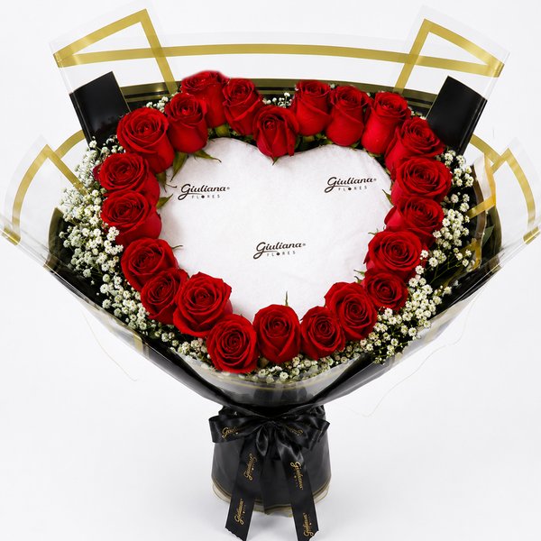 Buquê de Rosas Vermelhas Chamas Românticas