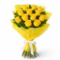 Buquê Serenidade com 12 Rosas Amarelas