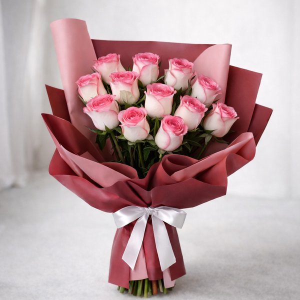 Buquê Serenidade com 12 Rosas Cor de Rosa