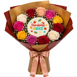 Imagem de Buquê de 12 Rosas Coloridas e Bolo Parabéns á Você