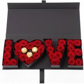 Caixa Love Luxo com Rosas Vermelhas e Ferrero Rocher