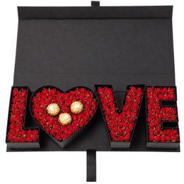 Imagem de Caixa Love Luxo com Rosa Spray Vermelha e Ferrero Rocher