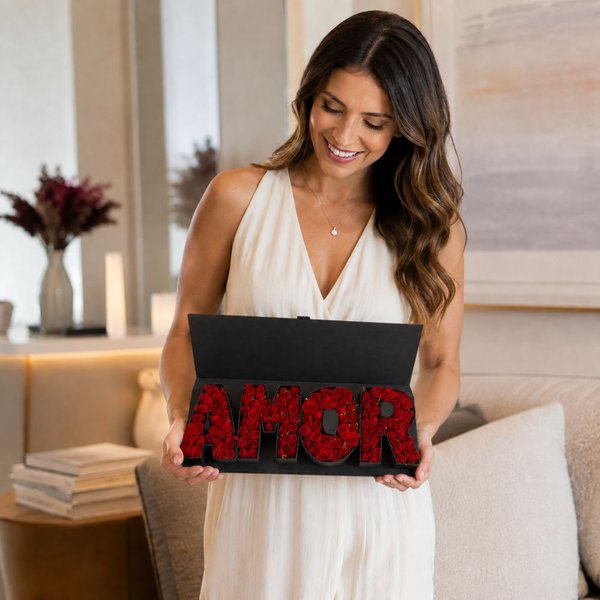 Caixa Surpresa Amor com Rosas Spray Vermelhas