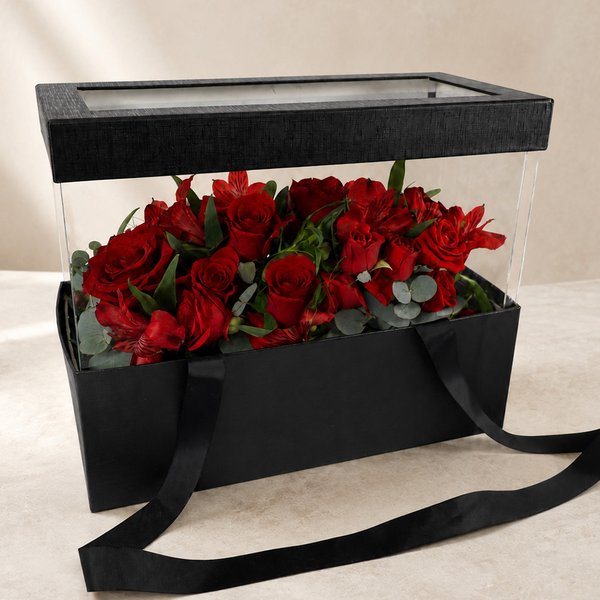 Mix de Flores no Cachepô Preto - Vitrine Floral