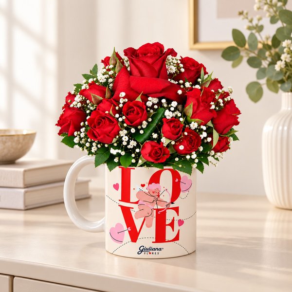 Mix de Flores Vermelho na Caneca Love Giuliana Flores