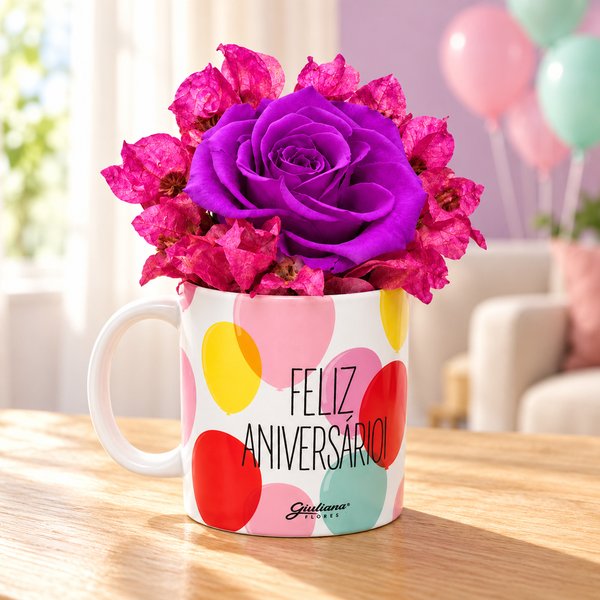 Flores Secas e Rosa Encantada Púrpura na Caneca Feliz Aniversário