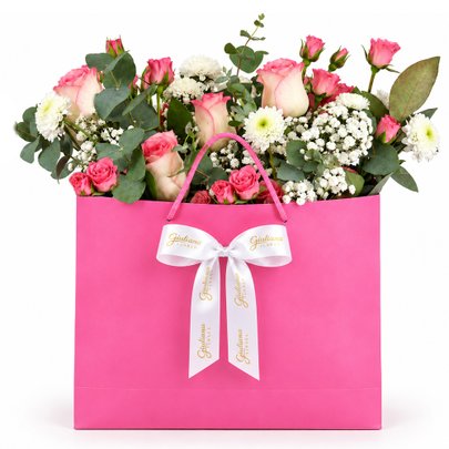 Buquê de Flores Cor de Rosa na Sacola - Cuidado e Carinho