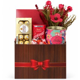 Imagem de Kit Presente com Chocolates e Flores Secas na Caixa Laço