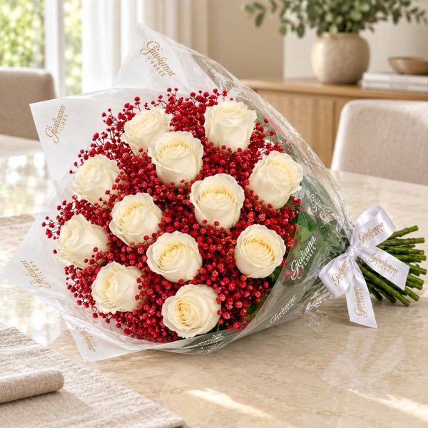 Buquê Rubi com 12 Rosas Brancas
