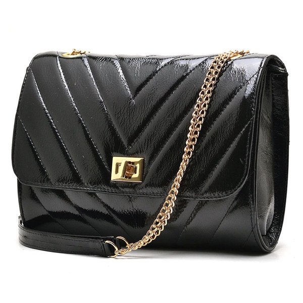 Bolsa Matelasse Hendy Bag com Tampa Couro Preto Verniz