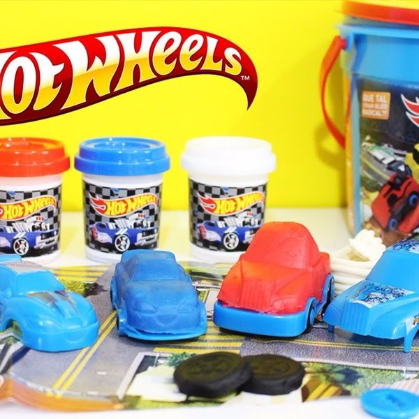 Balde Massinha E Acessórios Hot Wheels - Fun