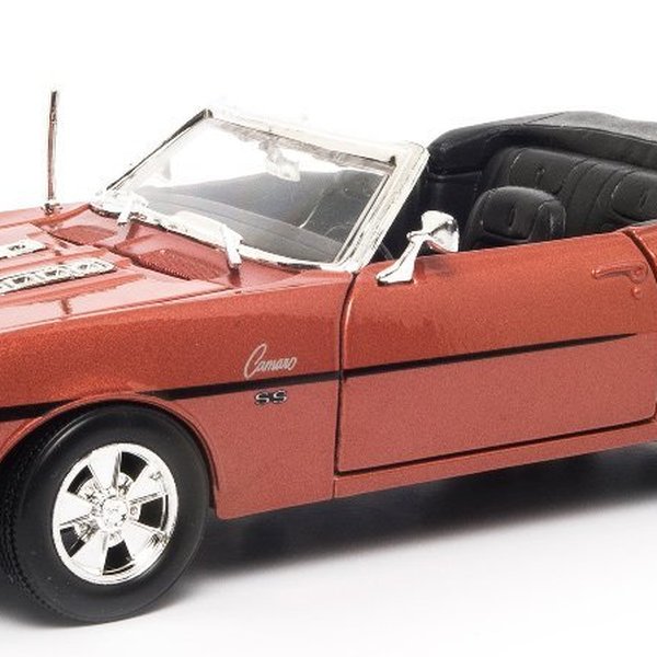 Miniatura Chevrolet Camaro SS 396 Conversível 1968 1:24 - Maisto