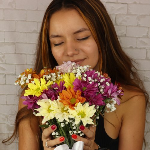 Delicado Mix de Flores Silvestres e Linha Aromática Giuliana Flores
