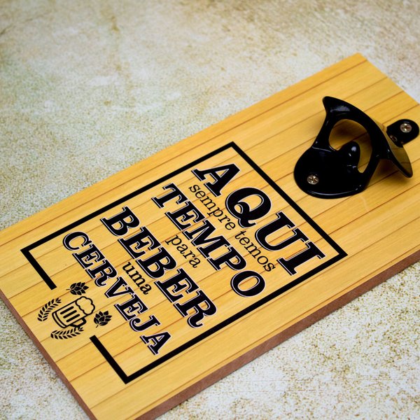 Abridor Garrafas Parede Cerveja Aqui Mdf Com Imã 25x13 Cm